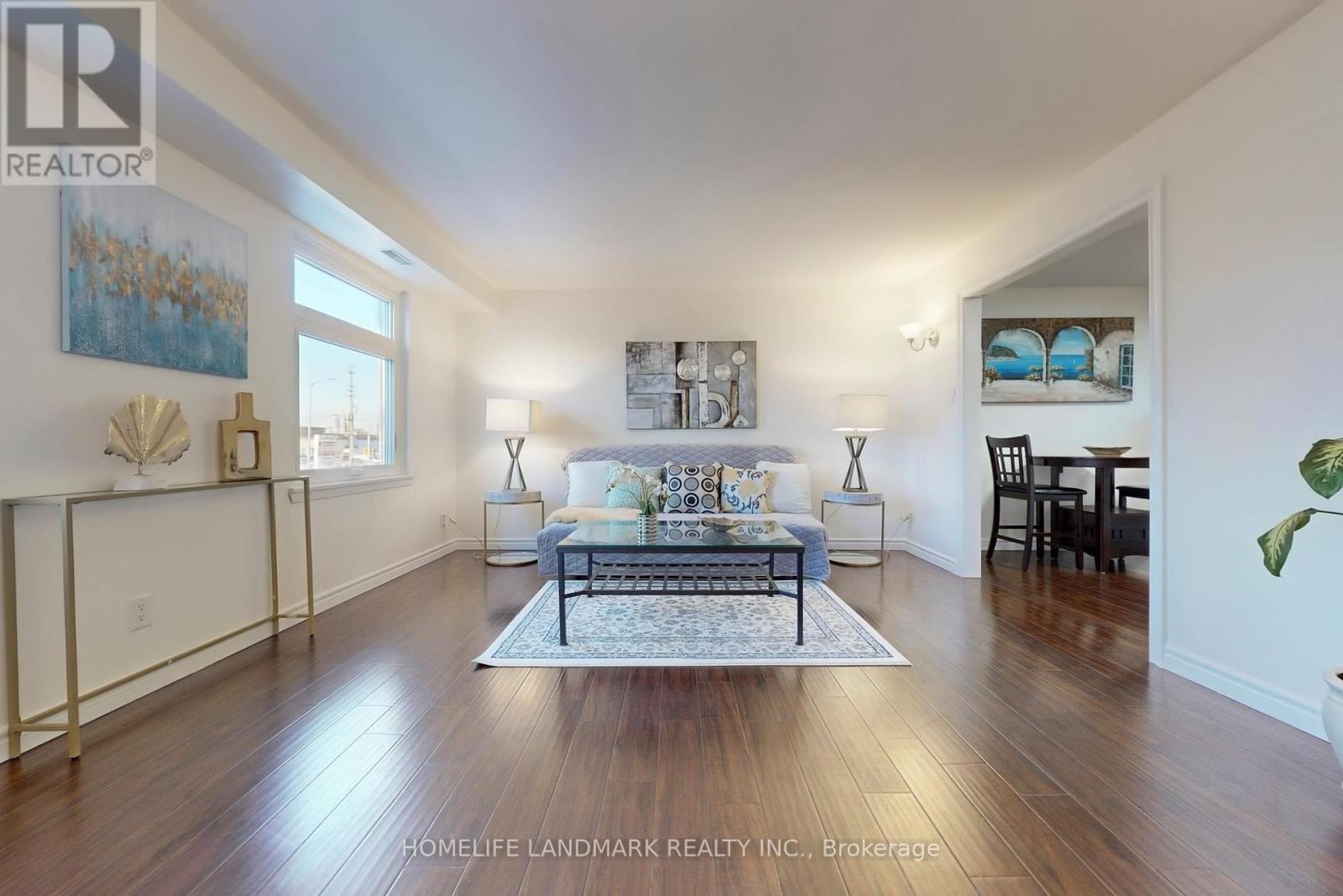 14A - 830 Westlock Road, Mississauga, ON - Indoor Photo Showing Living Room