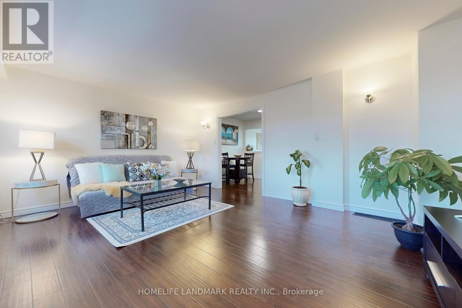 14A - 830 Westlock Road, Mississauga, ON - Indoor Photo Showing Living Room