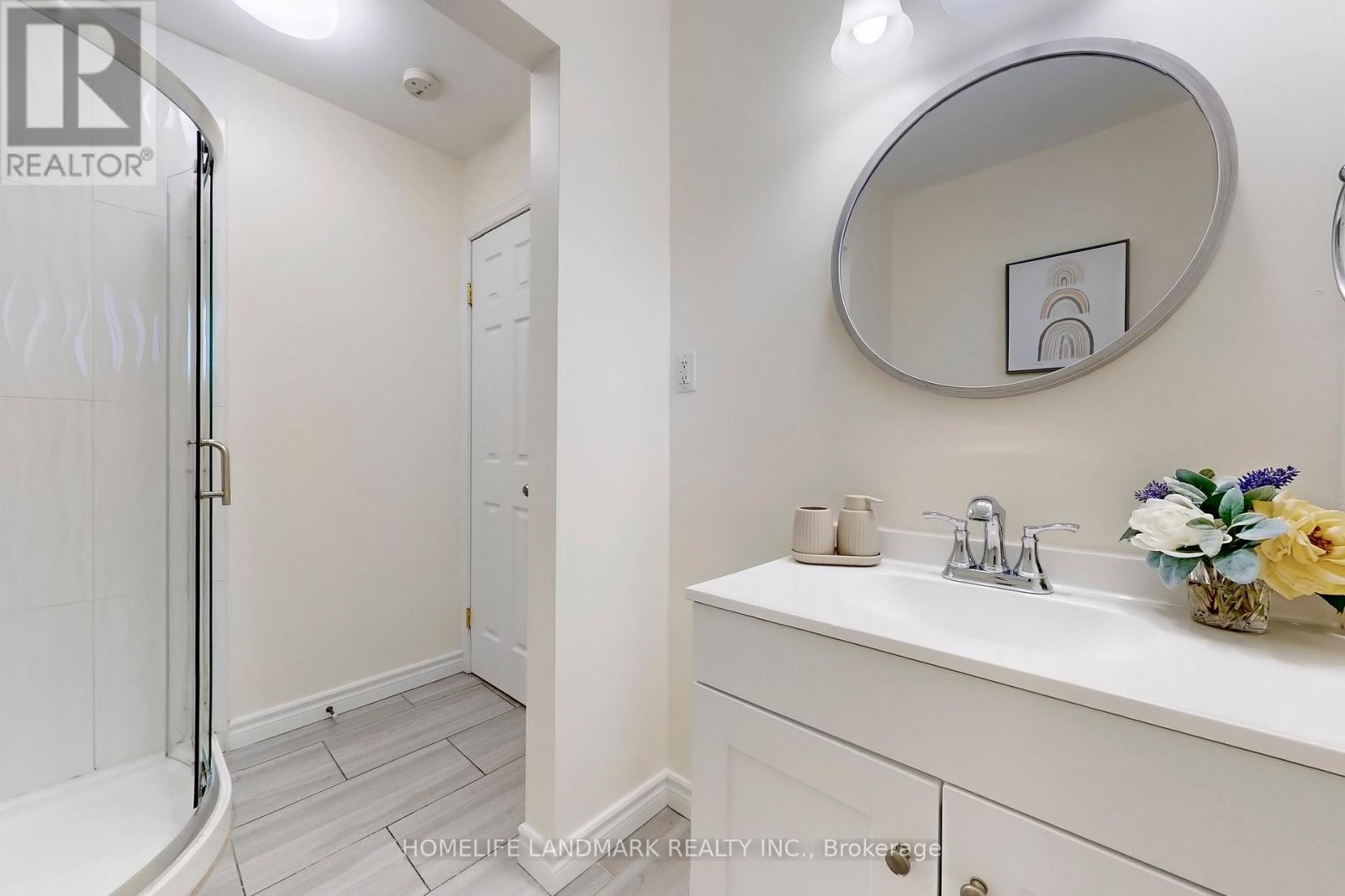 14A - 830 Westlock Road, Mississauga, ON - Indoor Photo Showing Bathroom