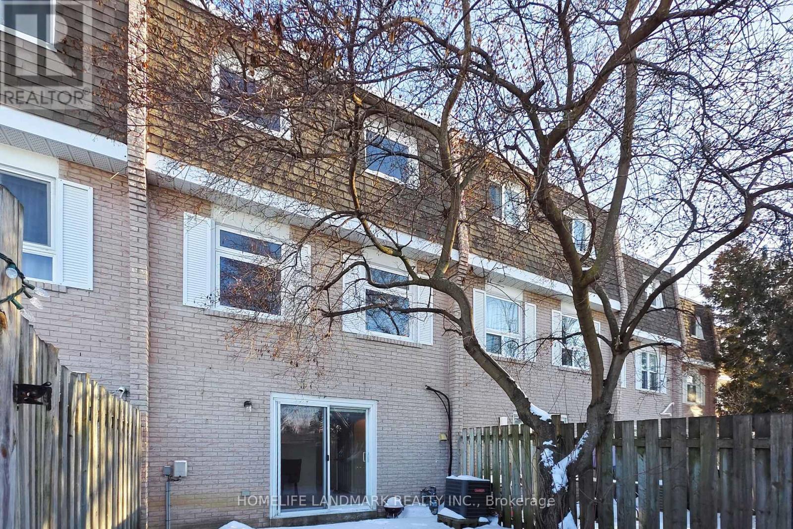 14A - 830 Westlock Road, Mississauga, ON - Outdoor