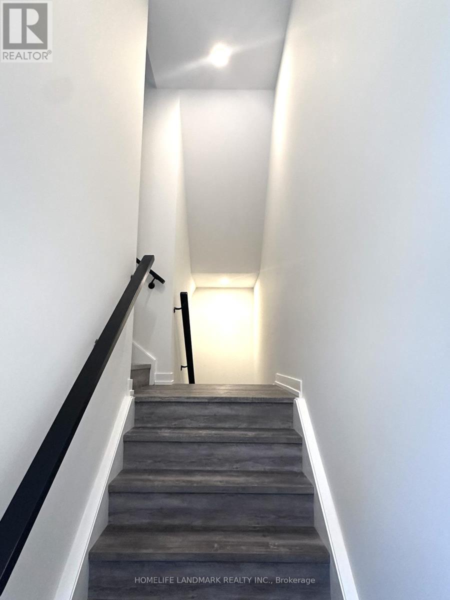 45 Peace Lane, Richmond Hill, ON - Indoor Photo Showing Other Room