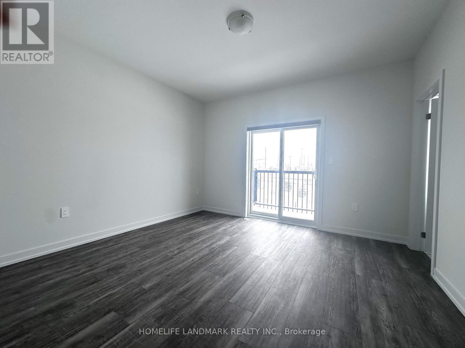 45 Peace Lane, Richmond Hill, ON - Indoor Photo Showing Other Room