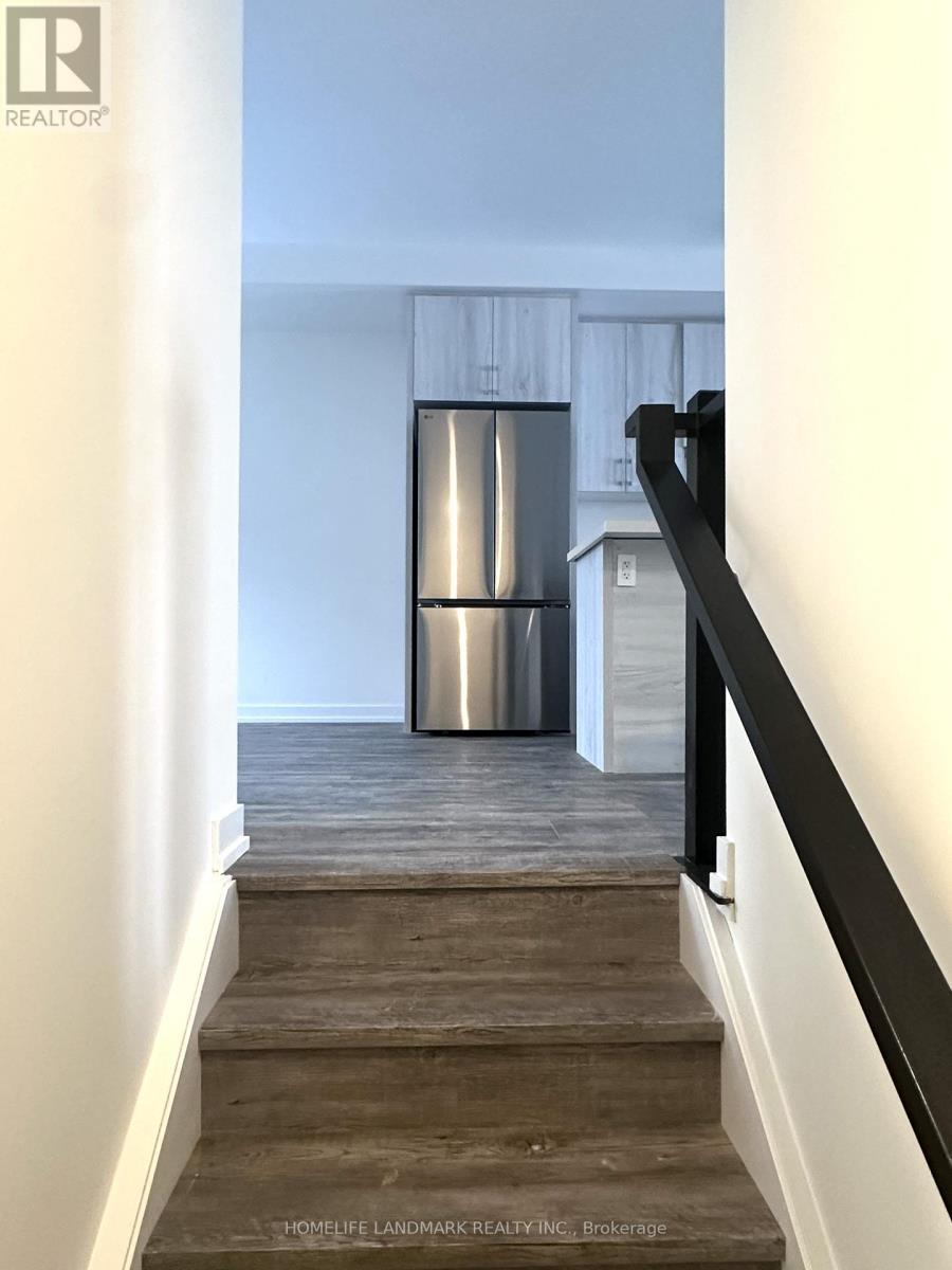 45 Peace Lane, Richmond Hill, ON - Indoor Photo Showing Other Room