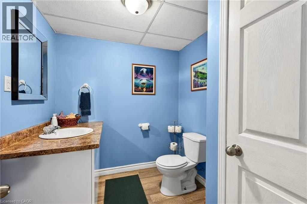 4265 Fly Road, Campden, ON - Indoor Photo Showing Bathroom