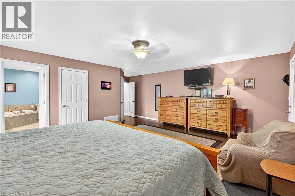 4265 Fly Road, Campden, ON - Indoor Photo Showing Bedroom