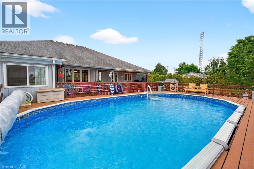 4265 Fly Road, Campden, ON - Outdoor With Above Ground Pool