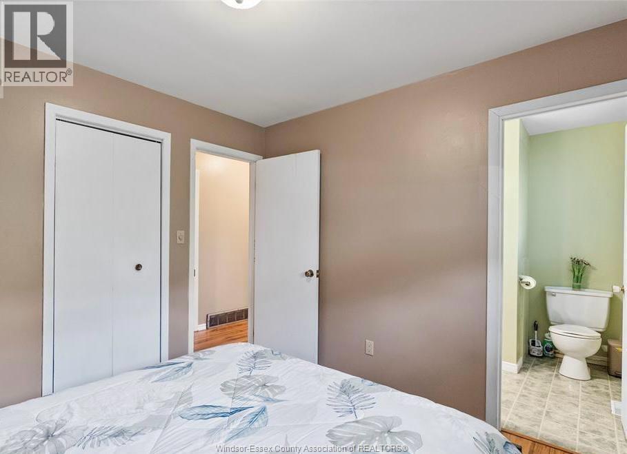 207-209 Inshes Avenue, Chatham, ON - Indoor Photo Showing Bedroom