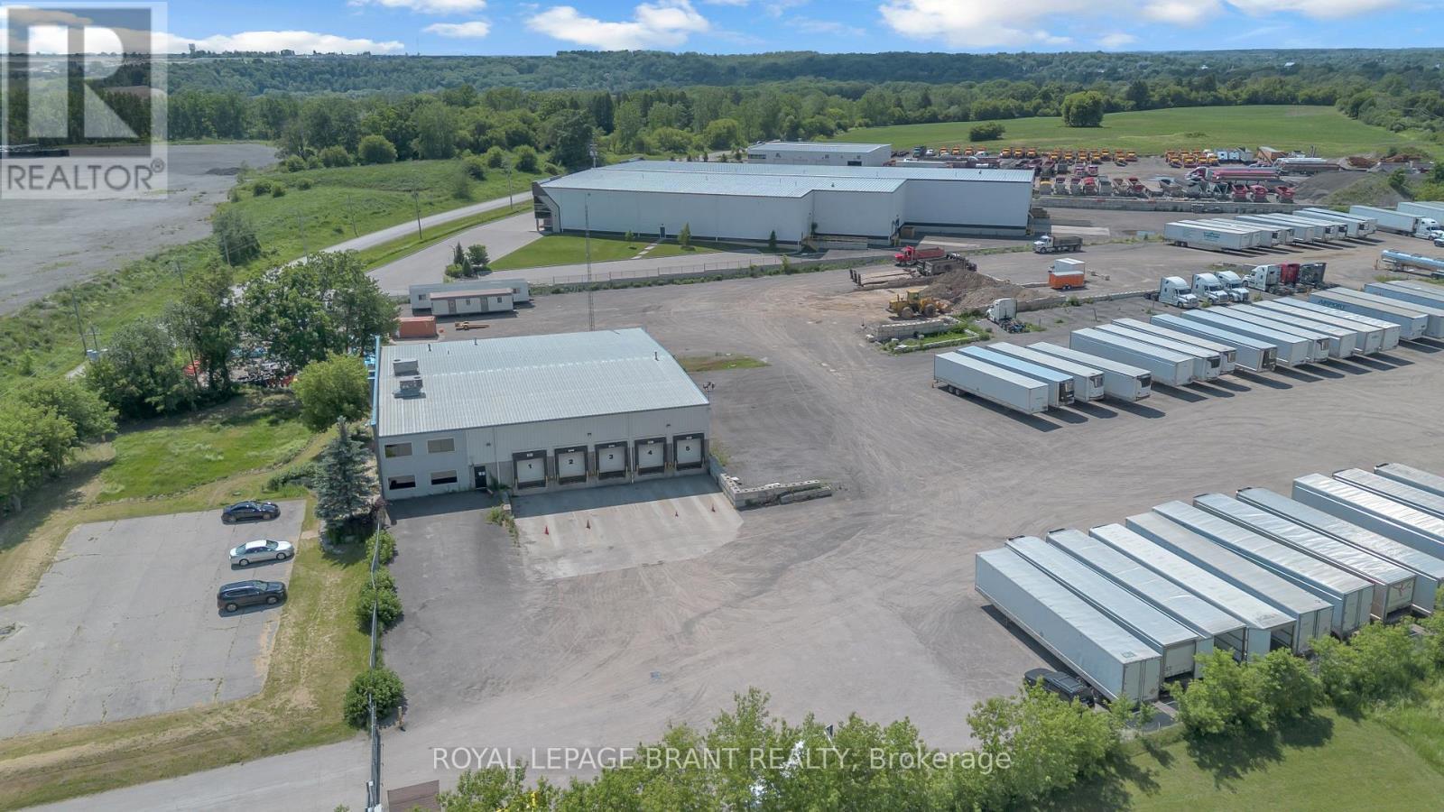 35 Sharp Road, Brantford, ON
