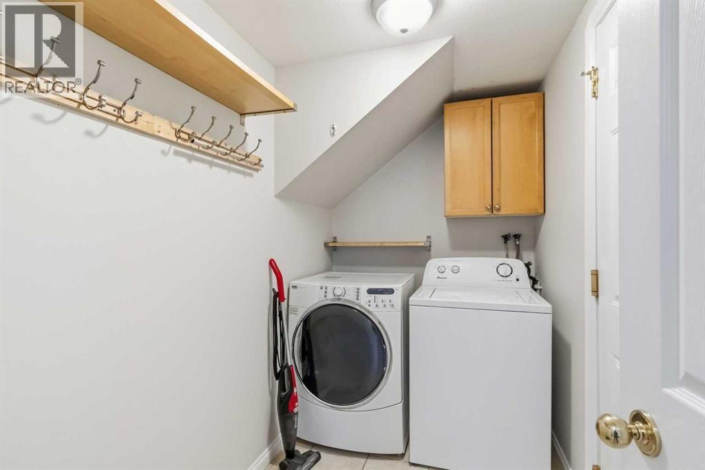 213 Diefenbaker Drive, Fort Mcmurray, AB