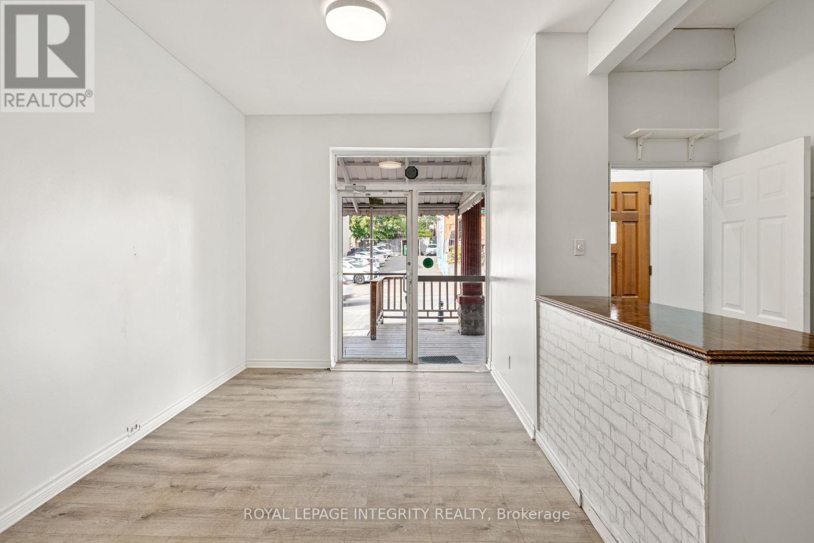 820 Somerset Street W, Ottawa, ON