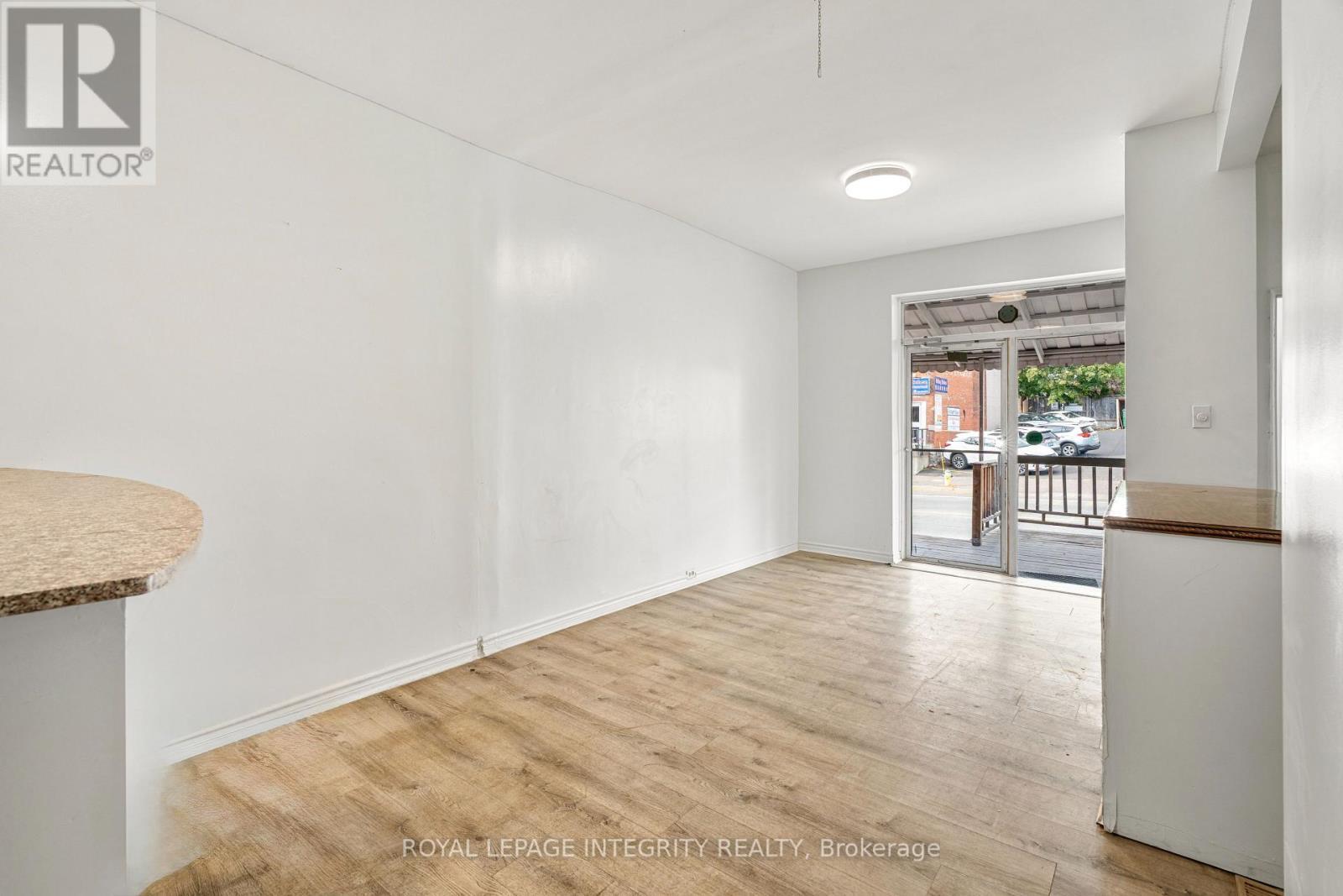 820 Somerset Street W, Ottawa, ON