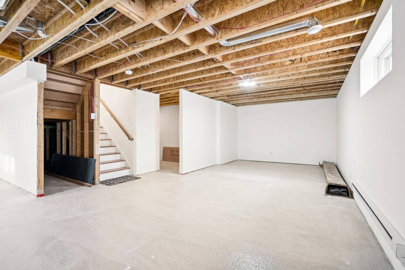 Salle familiale - 77 33E Avenue, Saint-Blaise-Sur-Richelieu, QC - Indoor Photo Showing Basement