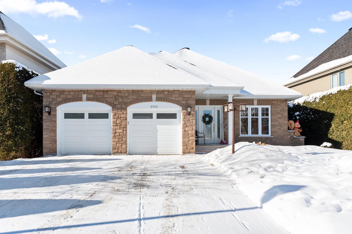 Frontage - 2353 Rue De L'Île-Des-Lys, Terrebonne (Lachenaie), QC - Outdoor