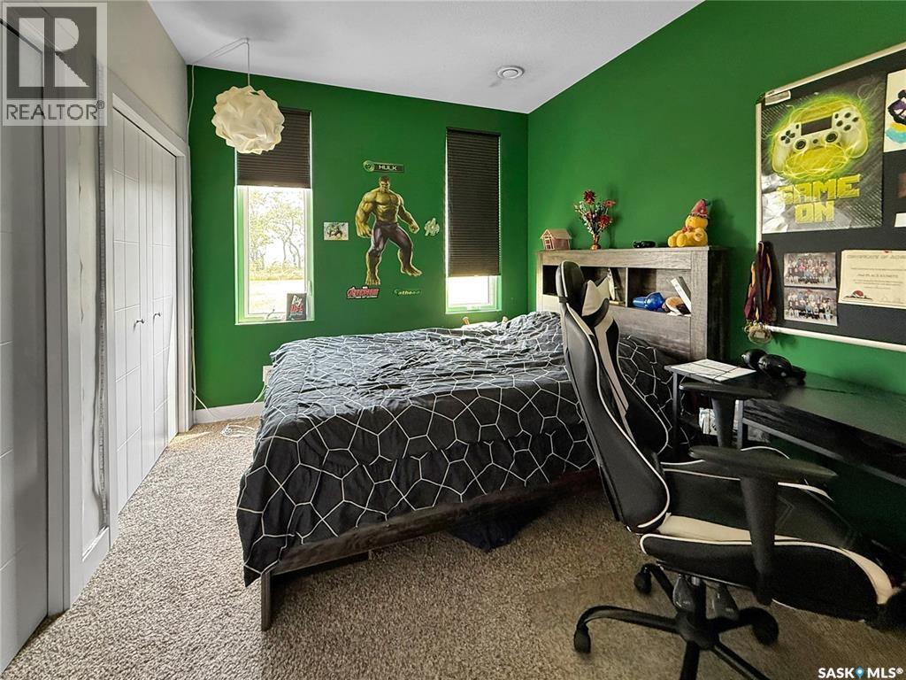 Prairie View Acreage, Brock Rm No. 64, SK - Indoor Photo Showing Bedroom