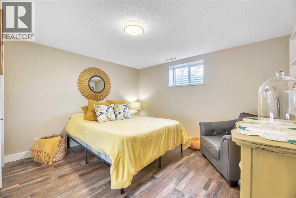 708 Allden Place Se, Calgary, AB - Indoor Photo Showing Bedroom