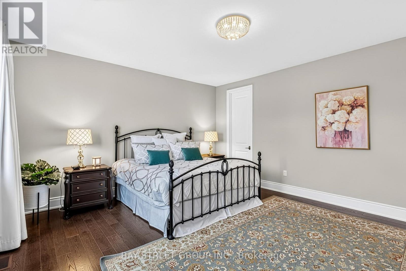 39 Cairns Gate, King, ON - Indoor Photo Showing Bedroom