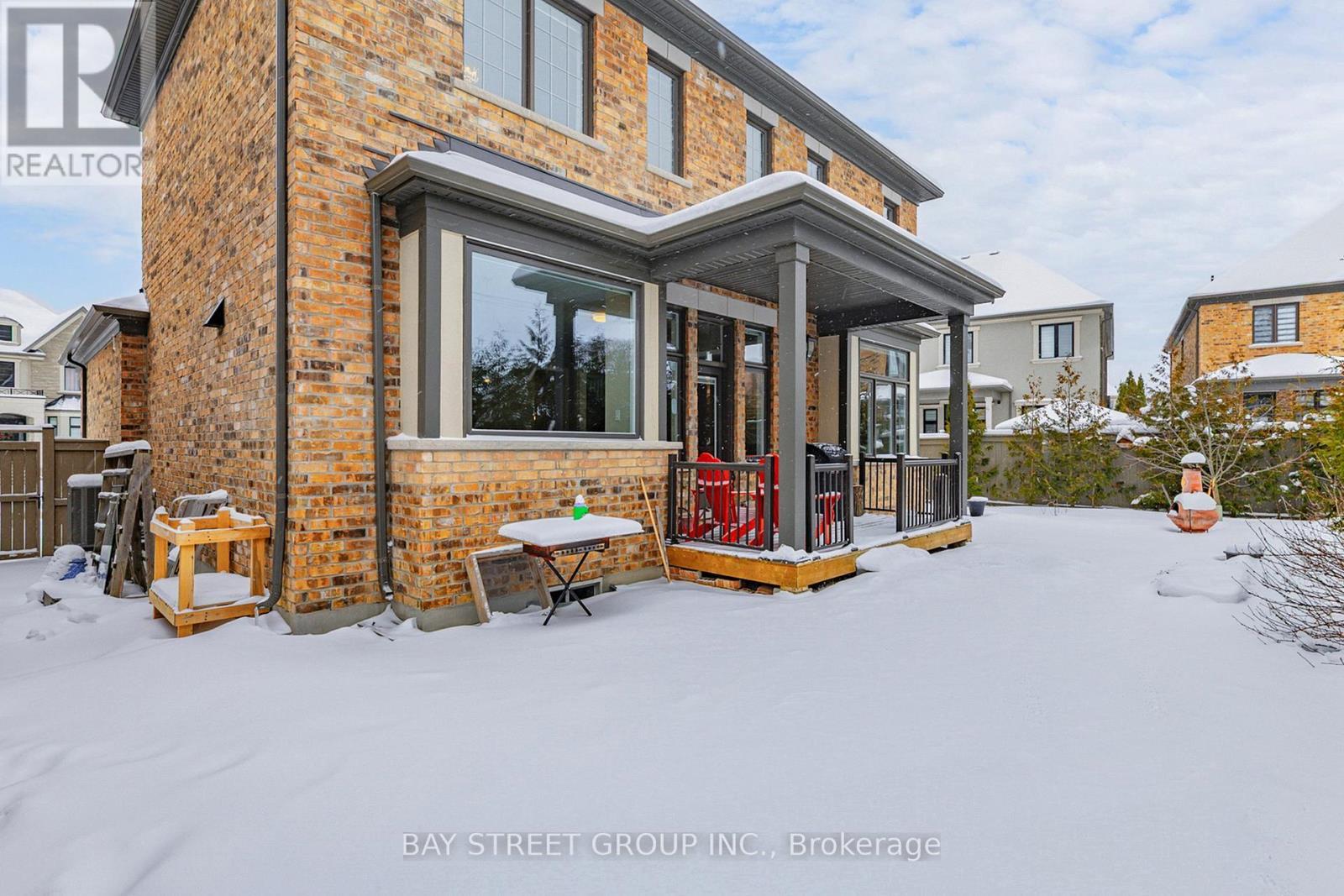 39 Cairns Gate, King, ON - Outdoor