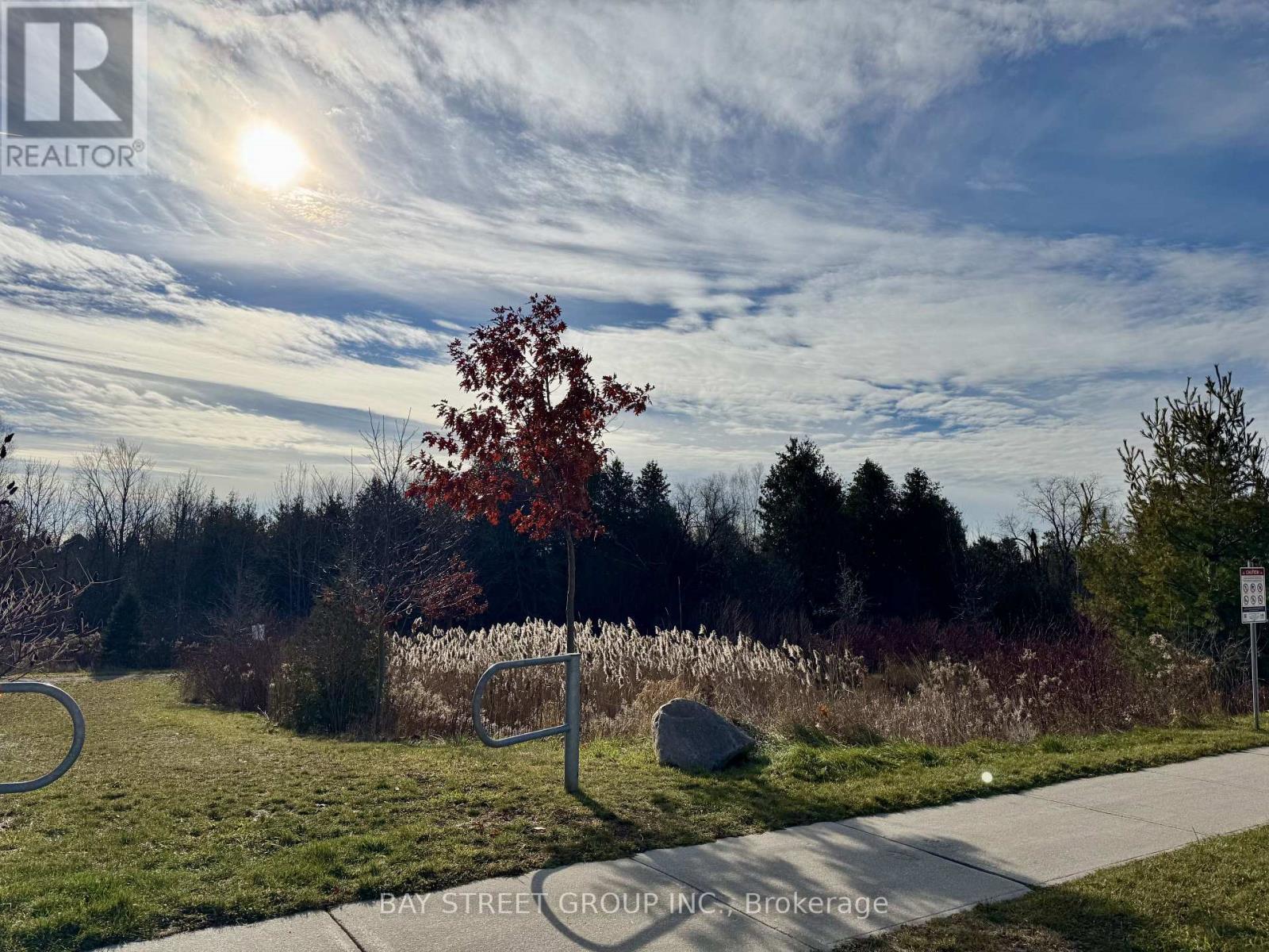 Trails, Zancor Sport Centre and Top Schools - 39 Cairns Gate, King, ON - Outdoor With View