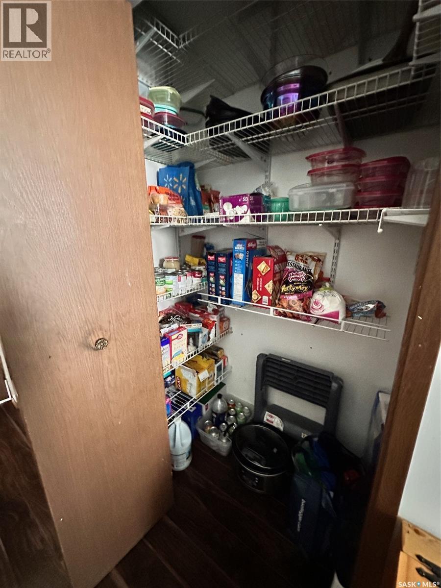110 South Avenue E, Hafford, SK - Indoor With Storage