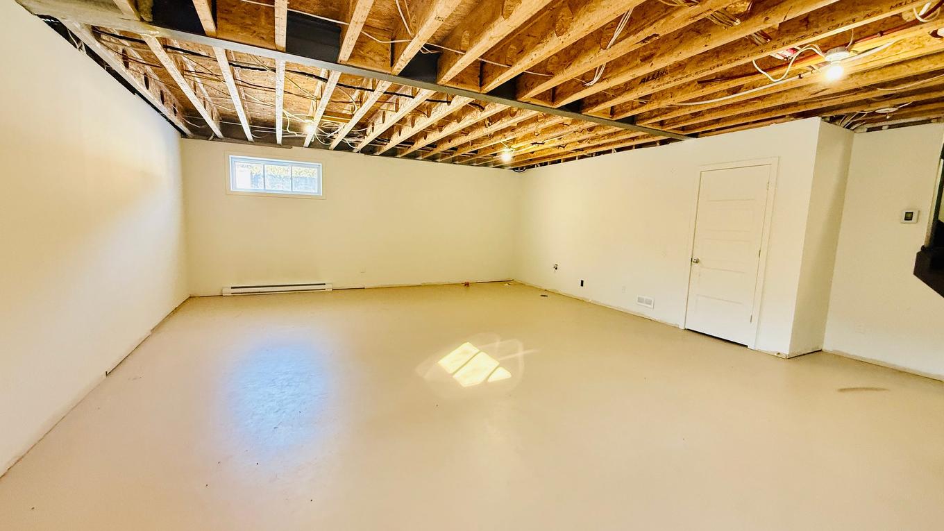 Sous-sol - 136 Ch. St-André, Saint-Jean-Sur-Richelieu, QC - Indoor Photo Showing Basement