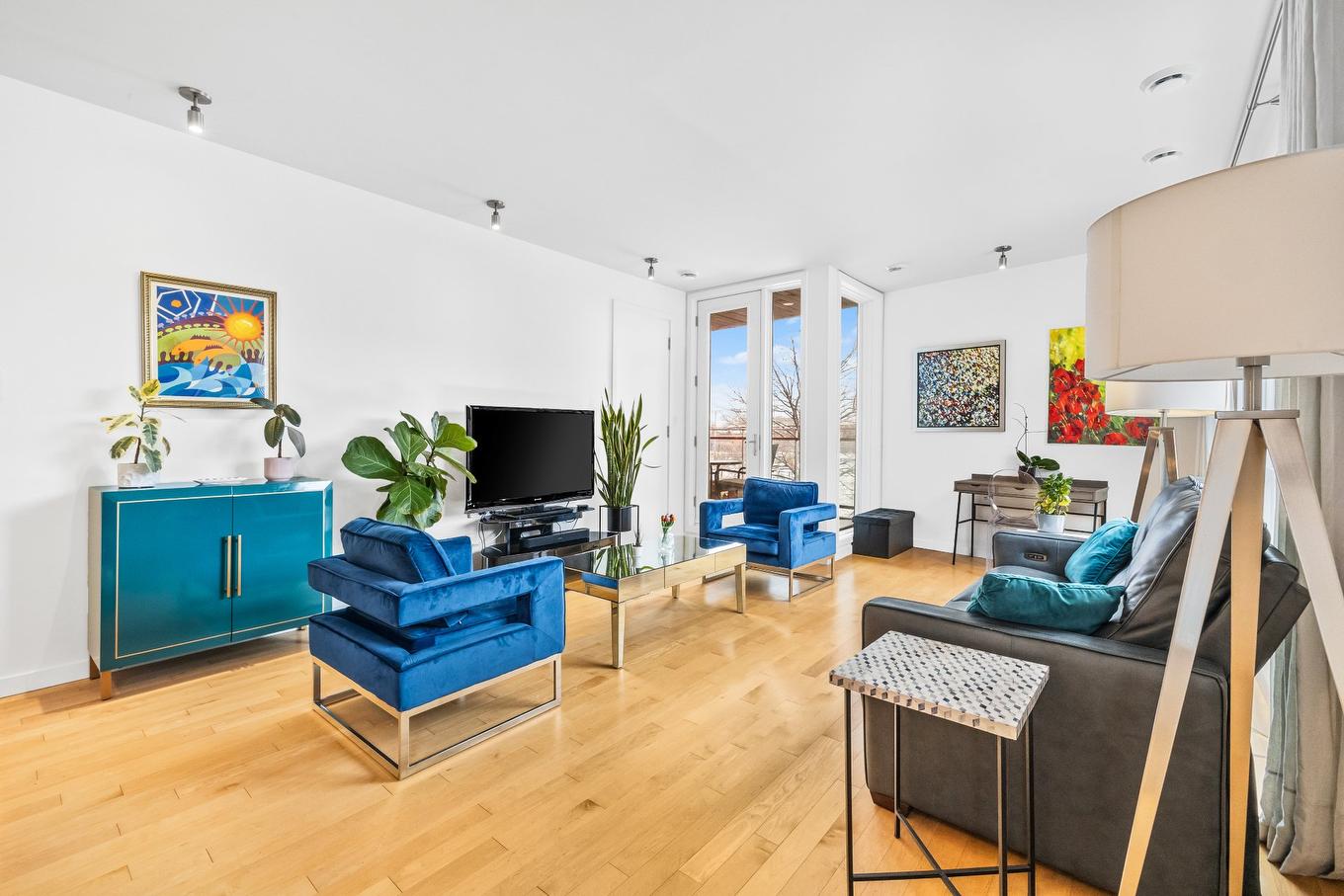 Salon - 3-3741 Rue St-Ambroise, Montréal (Le Sud-Ouest), QC - Indoor