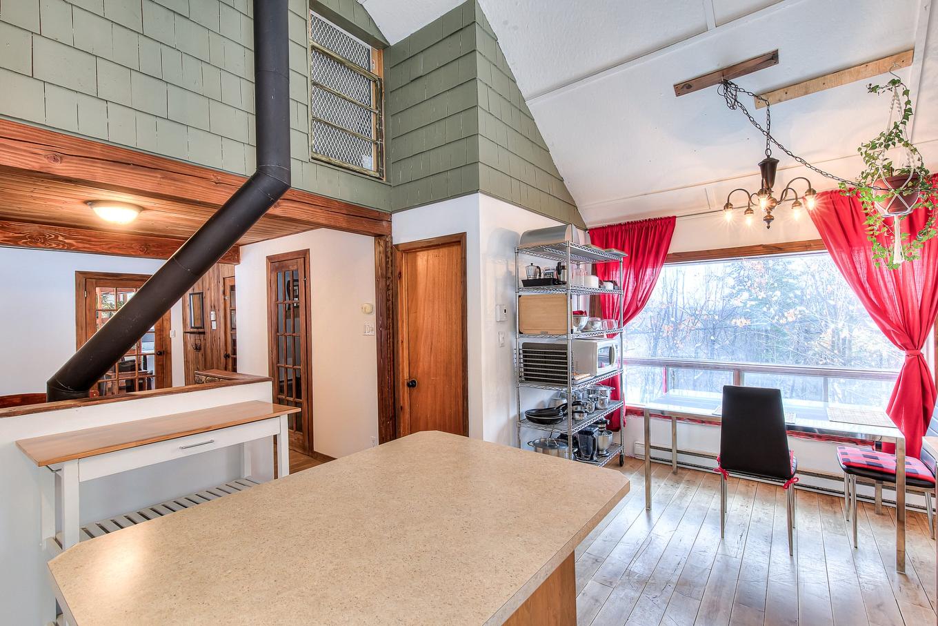 Kitchen - 16750 Route 335, Chertsey, QC - Indoor