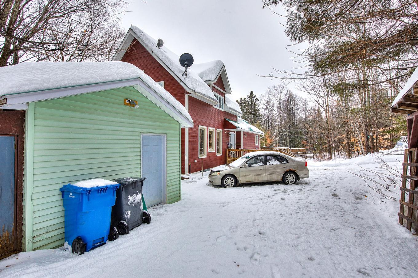 Frontage - 16750 Route 335, Chertsey, QC - Outdoor With Exterior