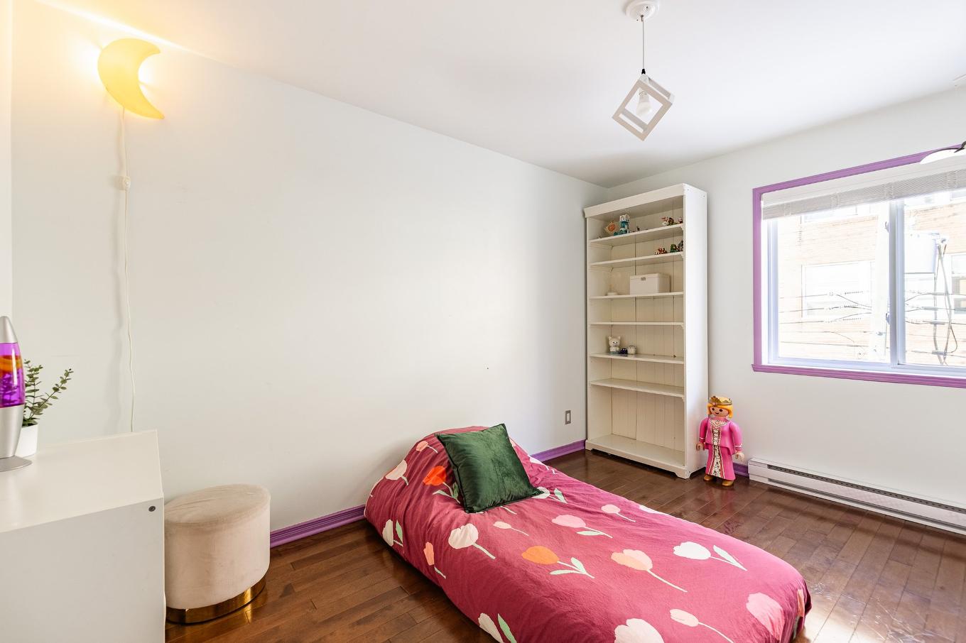 Chambre à coucher - 7089 Rue Durocher, Montréal (Villeray/Saint-Michel/Parc-Extension), QC - Indoor Photo Showing Bedroom