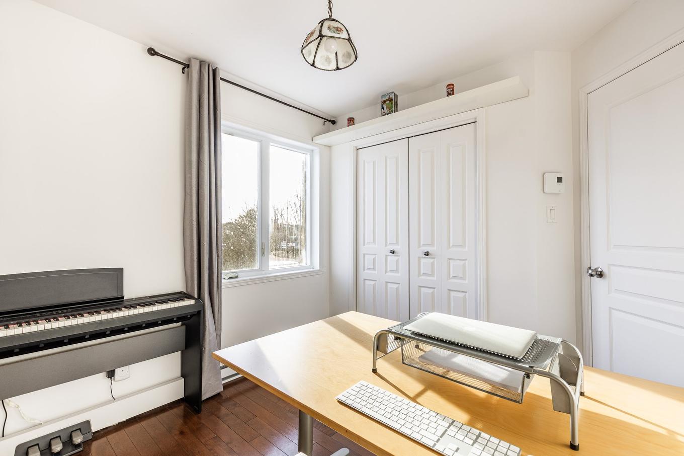 Chambre à coucher - 7089 Rue Durocher, Montréal (Villeray/Saint-Michel/Parc-Extension), QC - Indoor