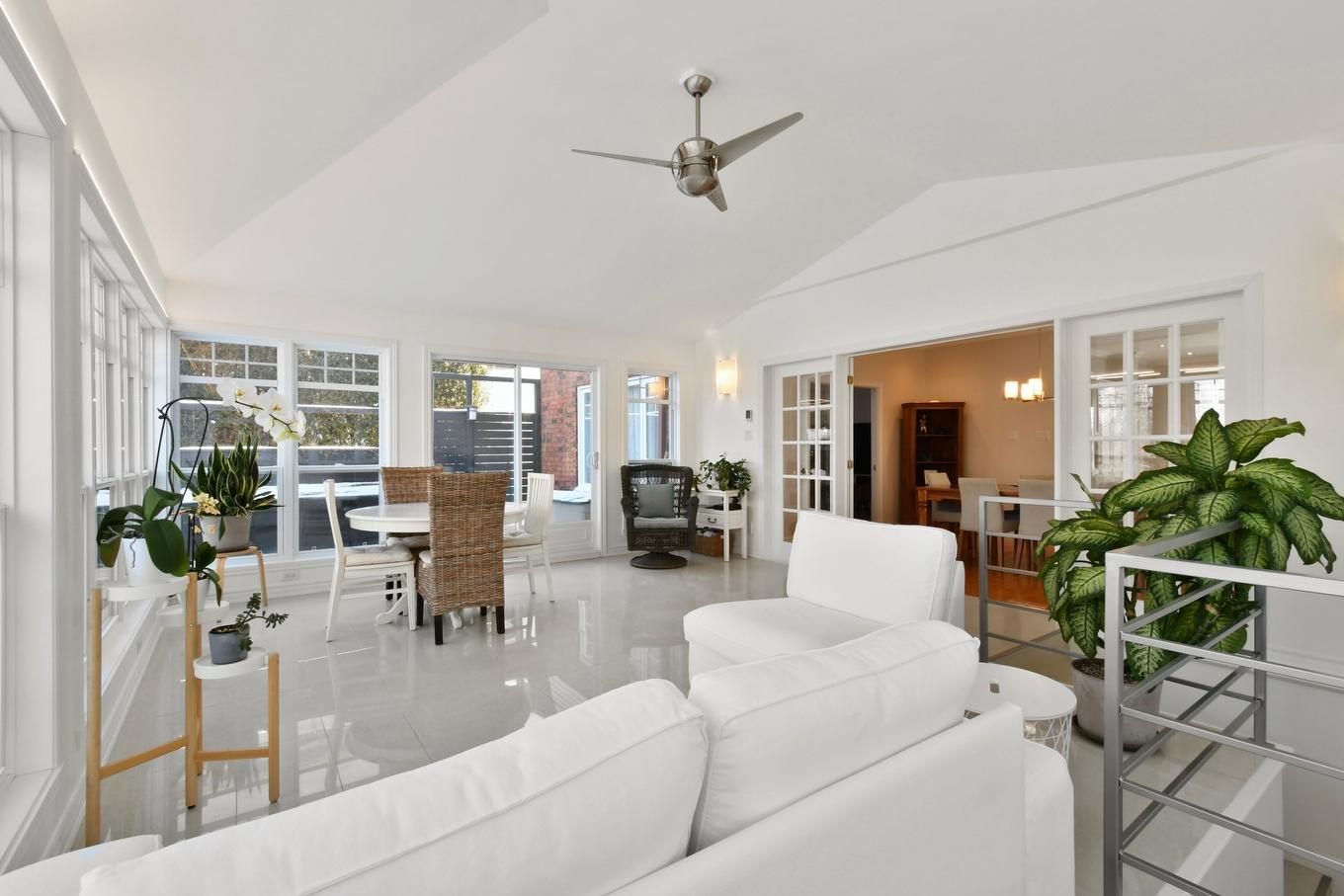 Solarium/Sunroom - 155 Rue Des Hérons, La Prairie, QC - Indoor Photo Showing Living Room