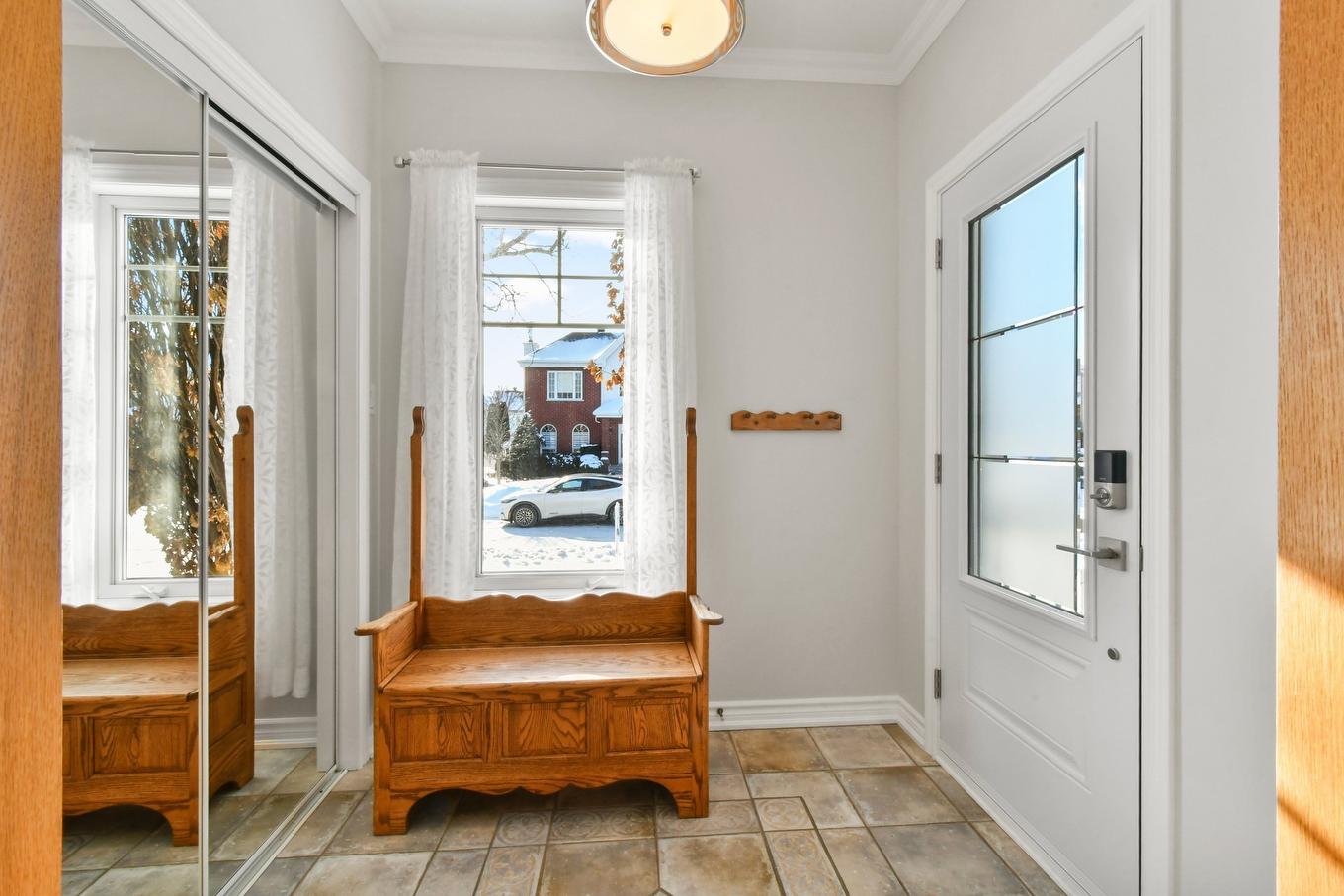 Hall - 155 Rue Des Hérons, La Prairie, QC - Indoor Photo Showing Other Room