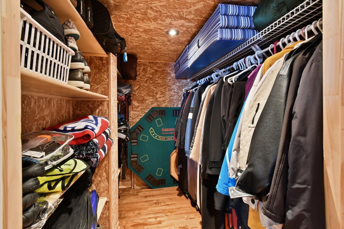 Storage - 155 Rue Des Hérons, La Prairie, QC - Indoor With Storage