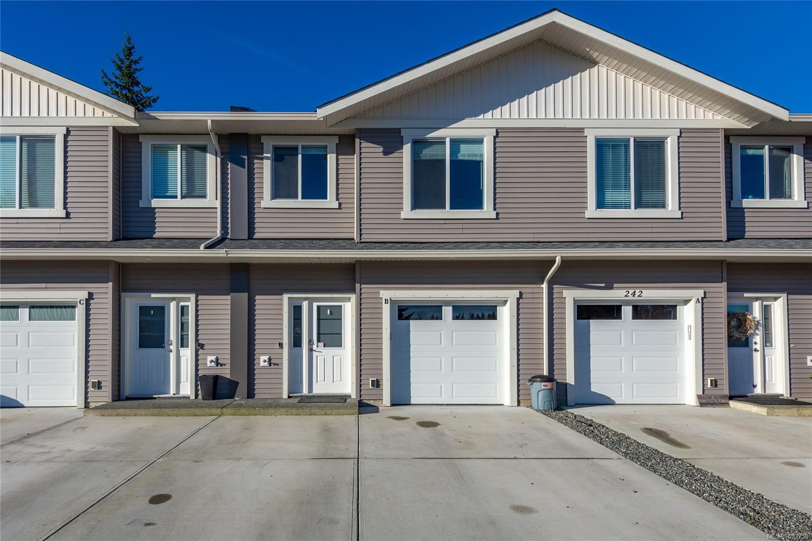 B-242 Petersen Rd, Campbell River, BC