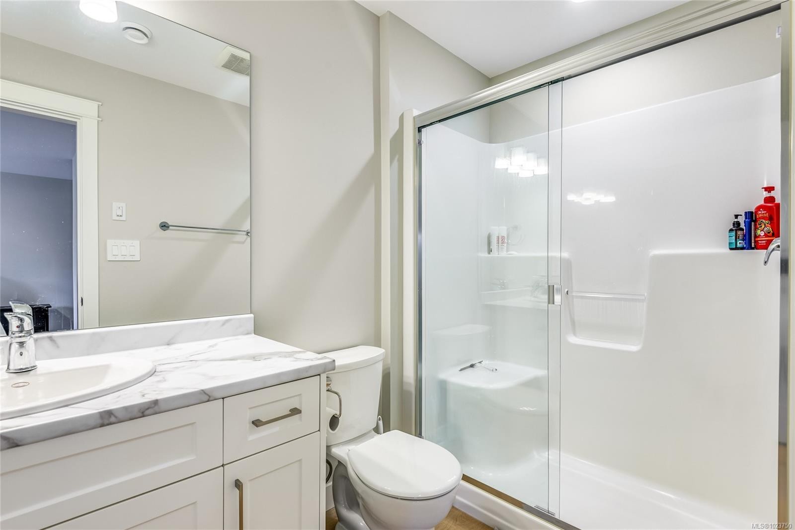 B-242 Petersen Rd, Campbell River, BC