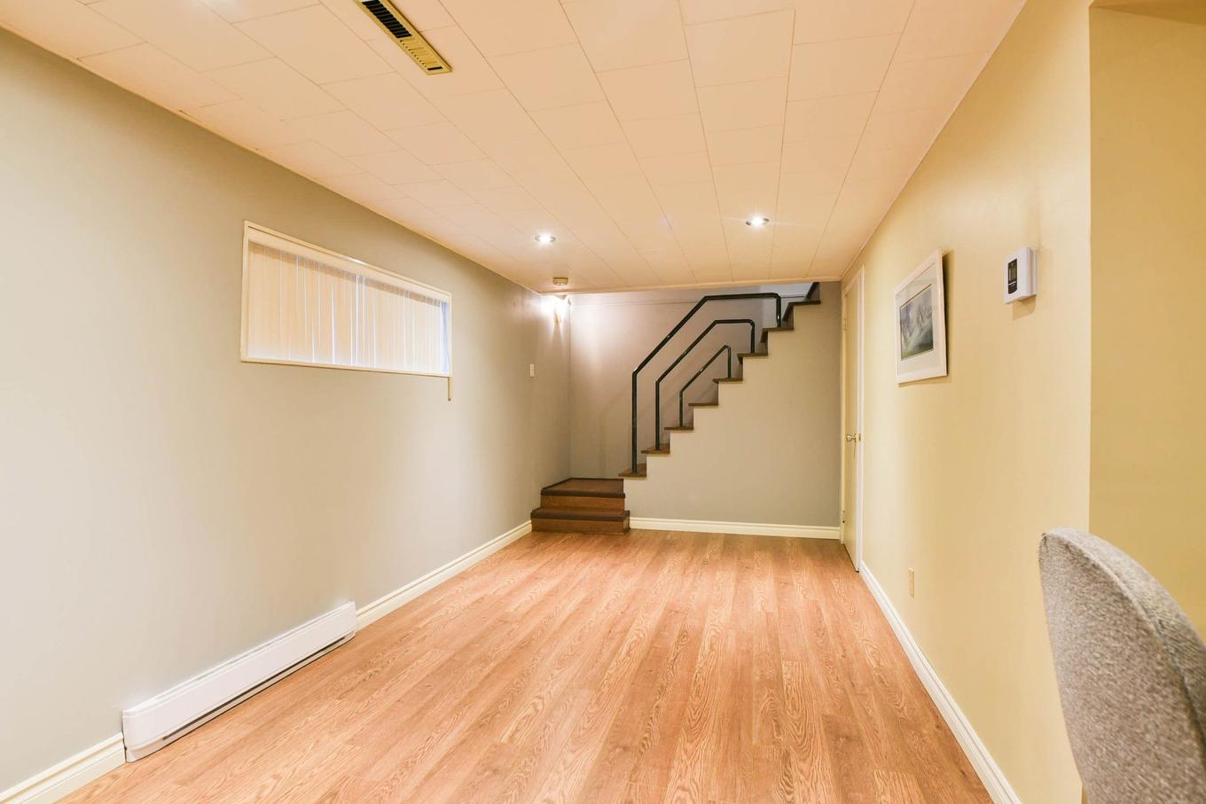 Playroom - 817 Rue Parkway, Laval (Chomedey), QC - Indoor Photo Showing Other Room