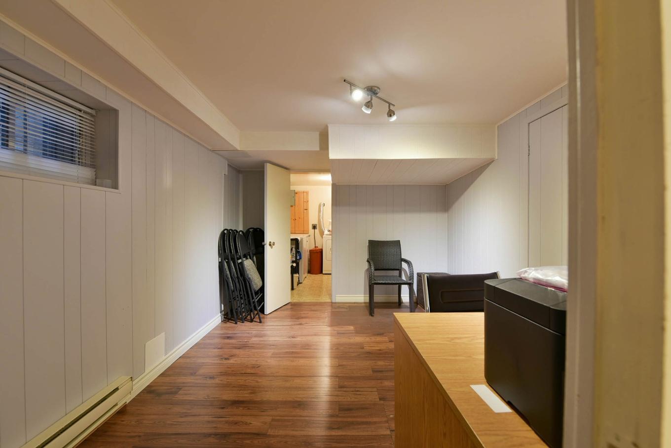 Bedroom - 817 Rue Parkway, Laval (Chomedey), QC - Indoor Photo Showing Other Room