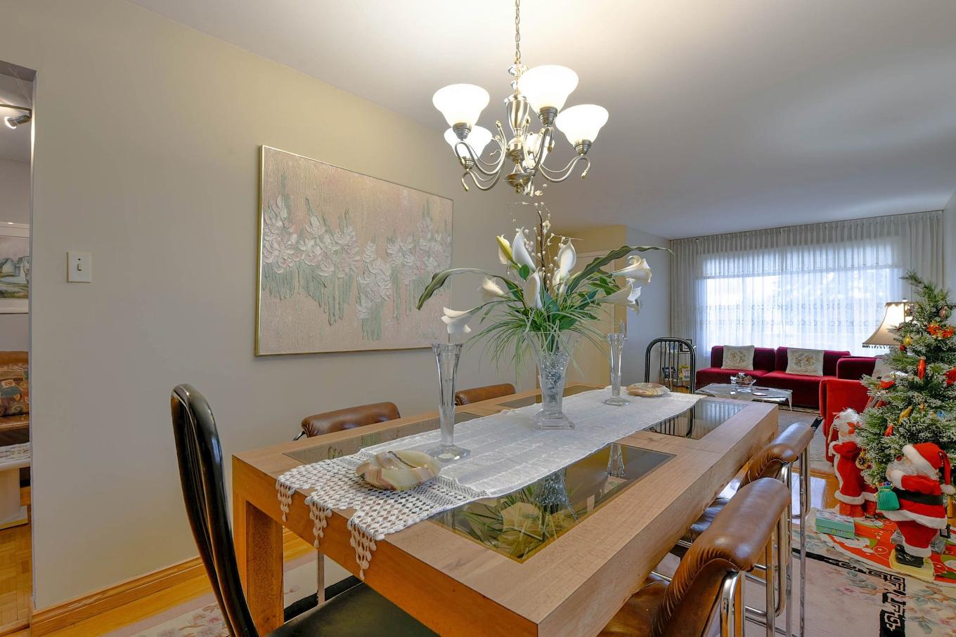 Dining room - 817 Rue Parkway, Laval (Chomedey), QC - Indoor Photo Showing Dining Room