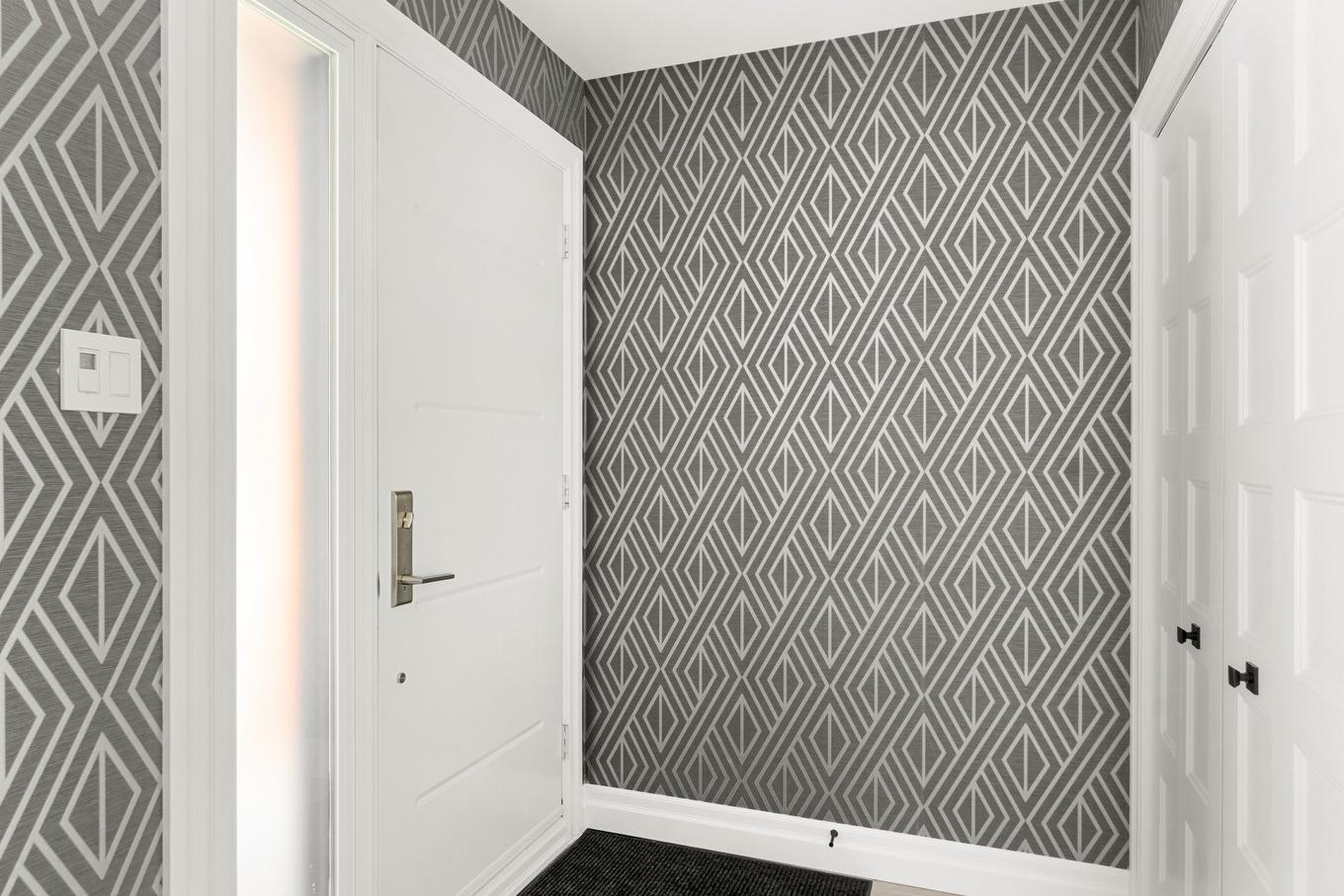 Hall - 740 Rue Monique-Dupont, Trois-Rivières, QC - Indoor Photo Showing Other Room