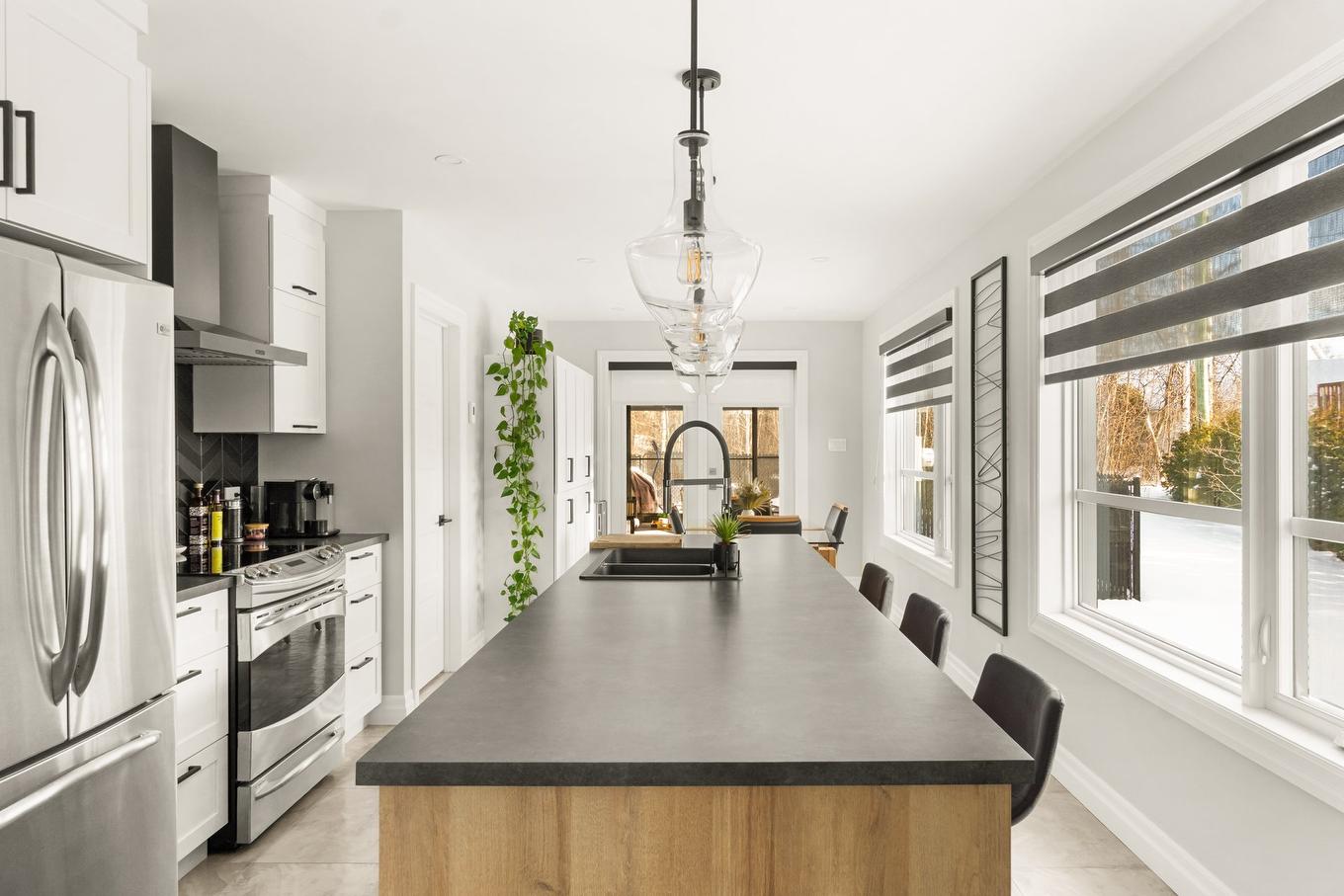 Kitchen - 740 Rue Monique-Dupont, Trois-Rivières, QC - Indoor Photo Showing Kitchen