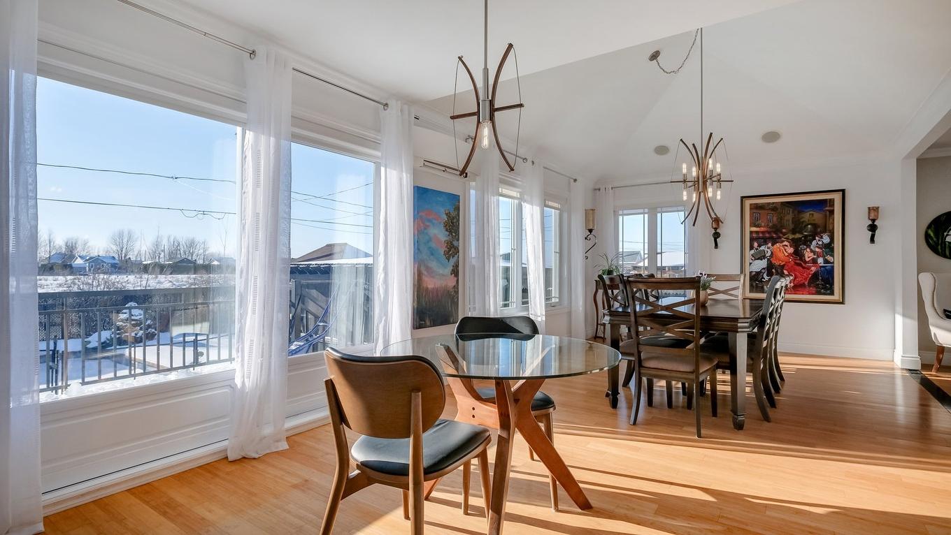 Coin-repas - 22 Rue Louis-Roy, Saint-Antoine-Sur-Richelieu, QC