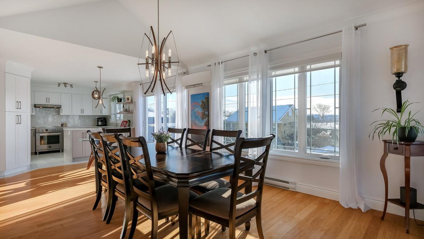 Salle à manger - 22 Rue Louis-Roy, Saint-Antoine-Sur-Richelieu, QC