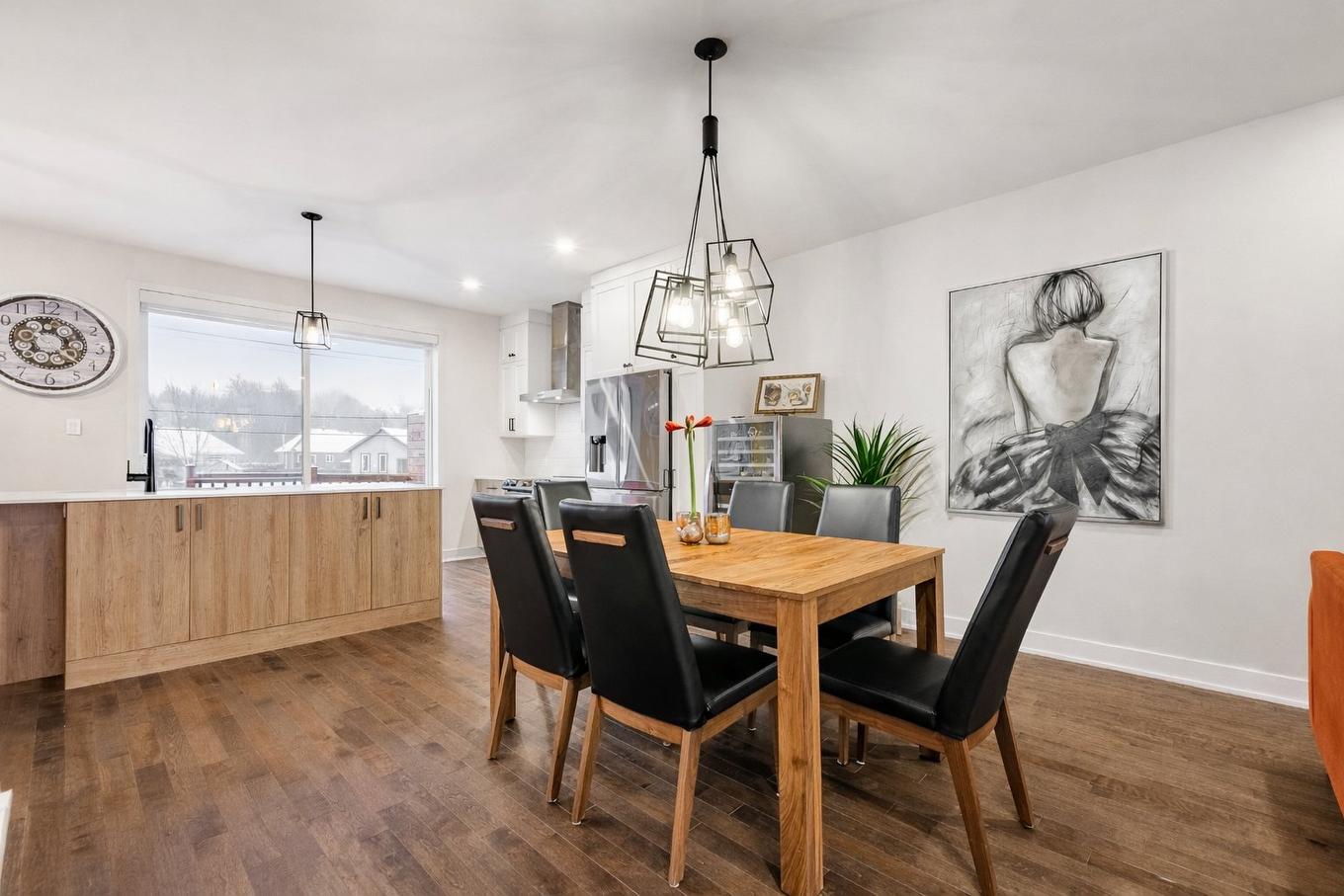 Salle à manger - 2-138 Rue De Saguenay, Bromont, QC - Indoor Photo Showing Dining Room