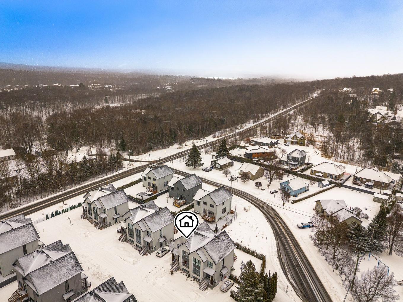 Photo aérienne - 2-138 Rue De Saguenay, Bromont, QC - Outdoor With View
