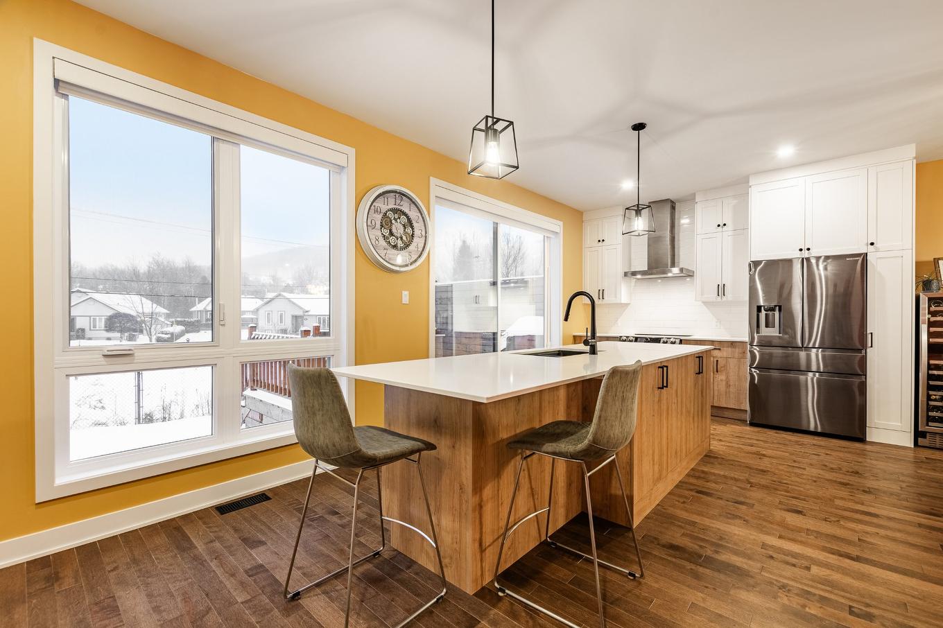 Cuisine - 2-138 Rue De Saguenay, Bromont, QC - Indoor Photo Showing Kitchen With Upgraded Kitchen