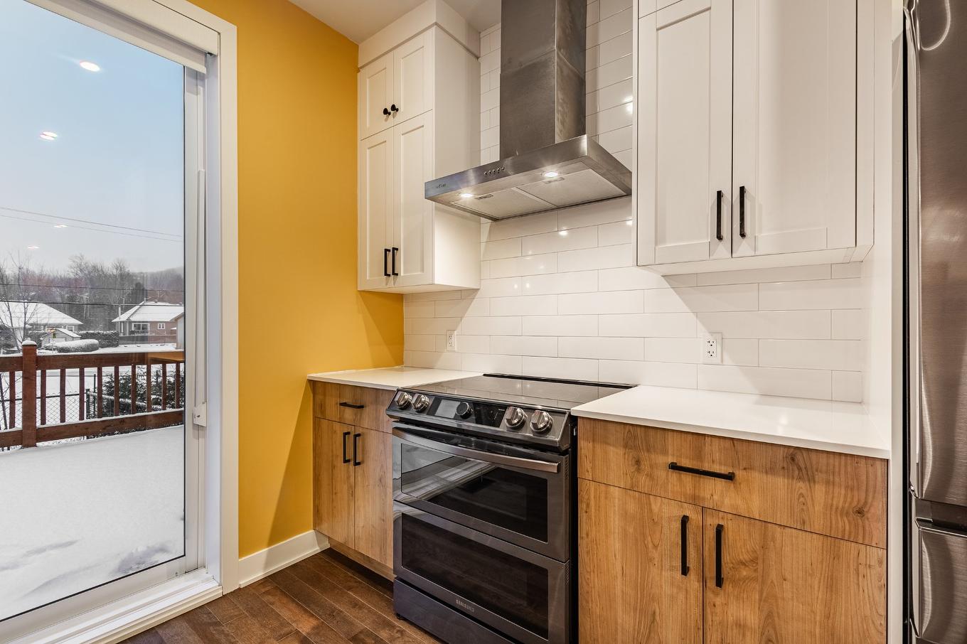 Cuisine - 2-138 Rue De Saguenay, Bromont, QC - Indoor Photo Showing Kitchen