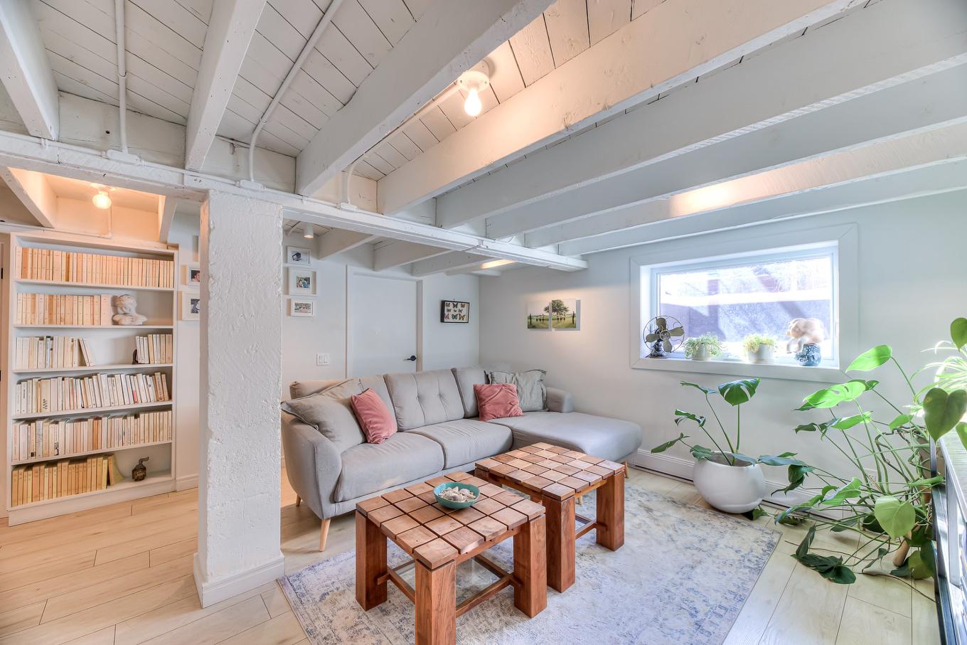 Salle familiale - 7300 Rue Marquette, Montréal (Villeray/Saint-Michel/Parc-Extension), QC - Indoor