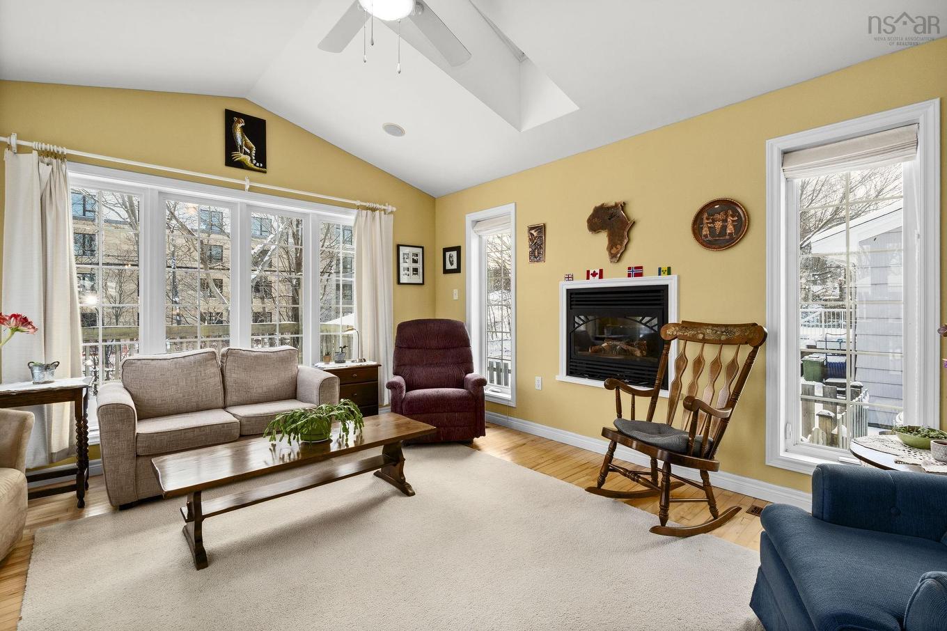 16 Canary Crescent, Halifax, NS