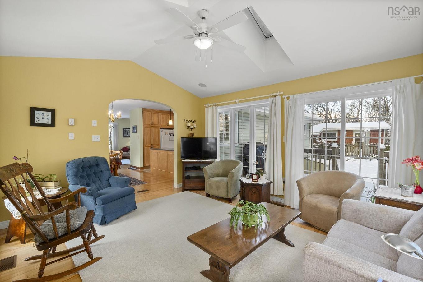 16 Canary Crescent, Halifax, NS