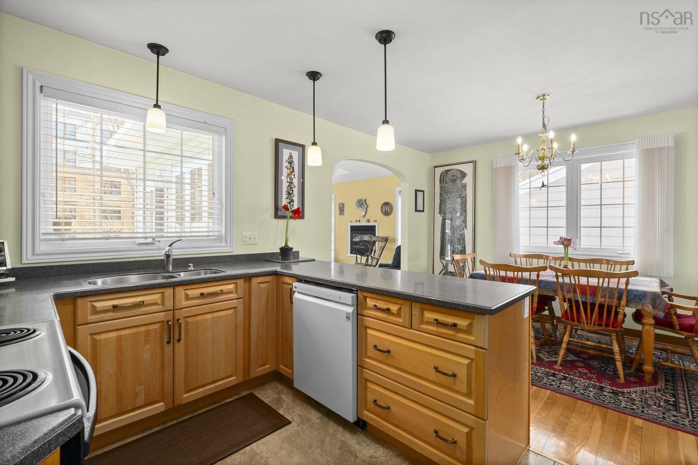 16 Canary Crescent, Halifax, NS