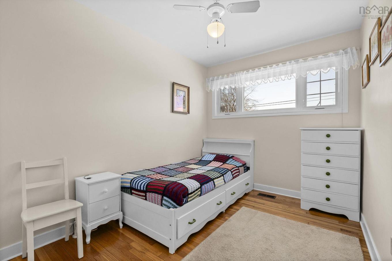 16 Canary Crescent, Halifax, NS